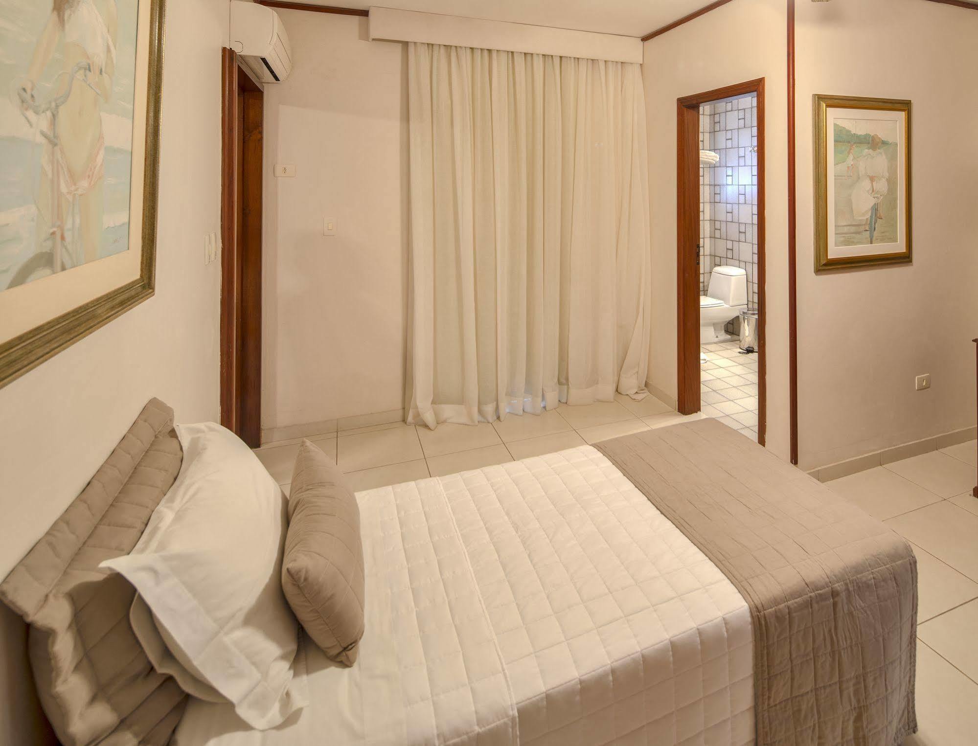 Hotel Real Villa Bella Ilhabela Esterno foto